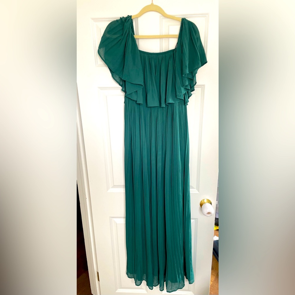 Maternity dress, green, worn once! Size medium